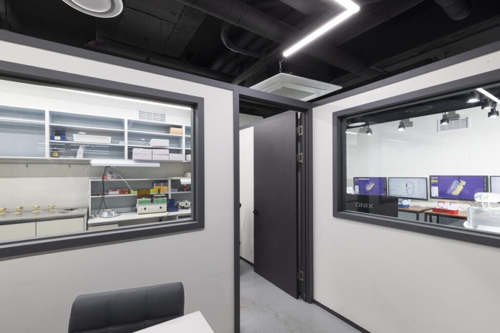 Interior of Seoul Top Dental, Seoul