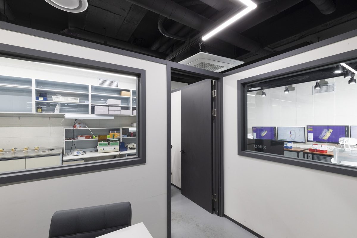 Seoul Top Dental Hospital