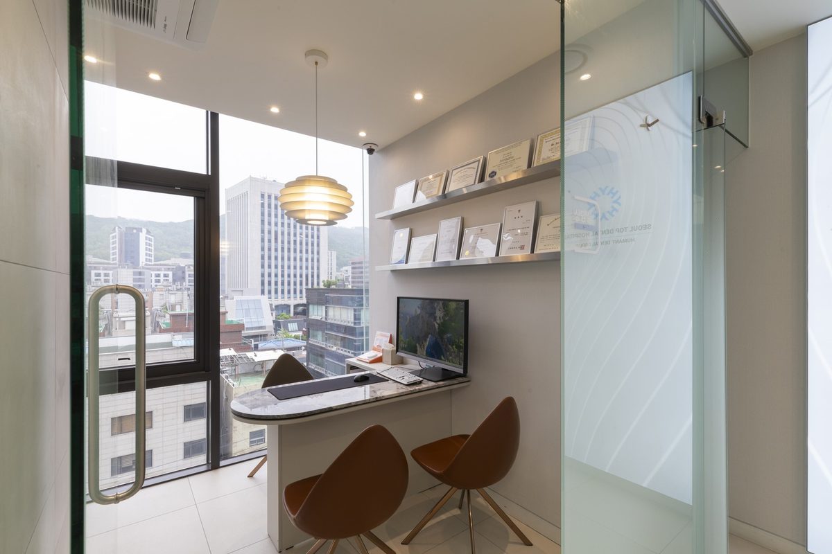 Стоматологическая клиника Seoul Top, Сеул