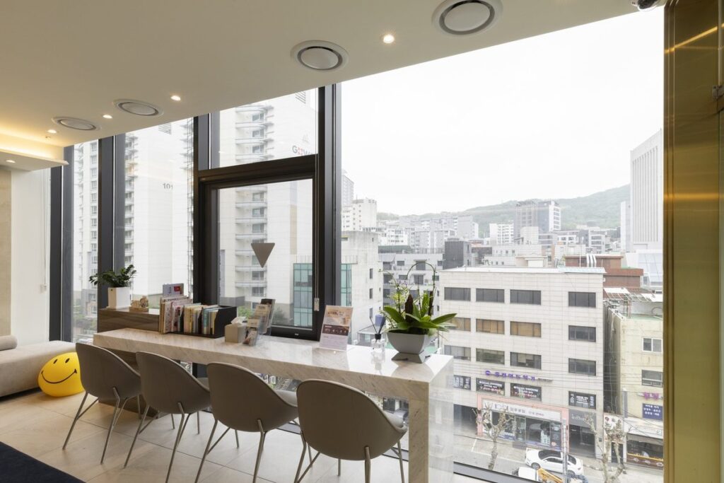 Interior of Seoul Top Dental, Seoul