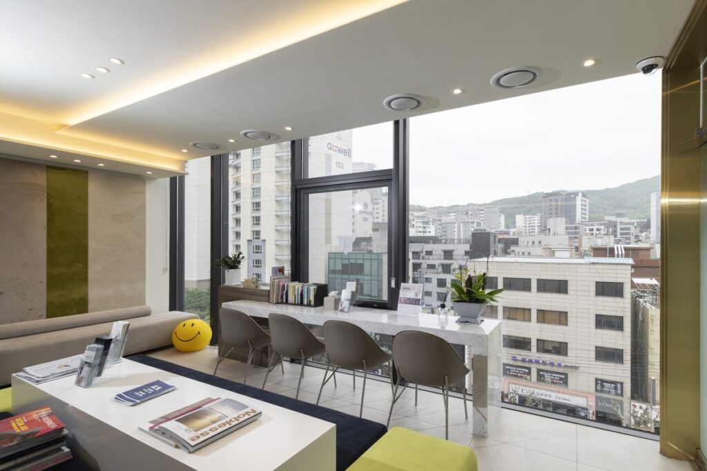 Interior of Seoul Top Dental, Seoul