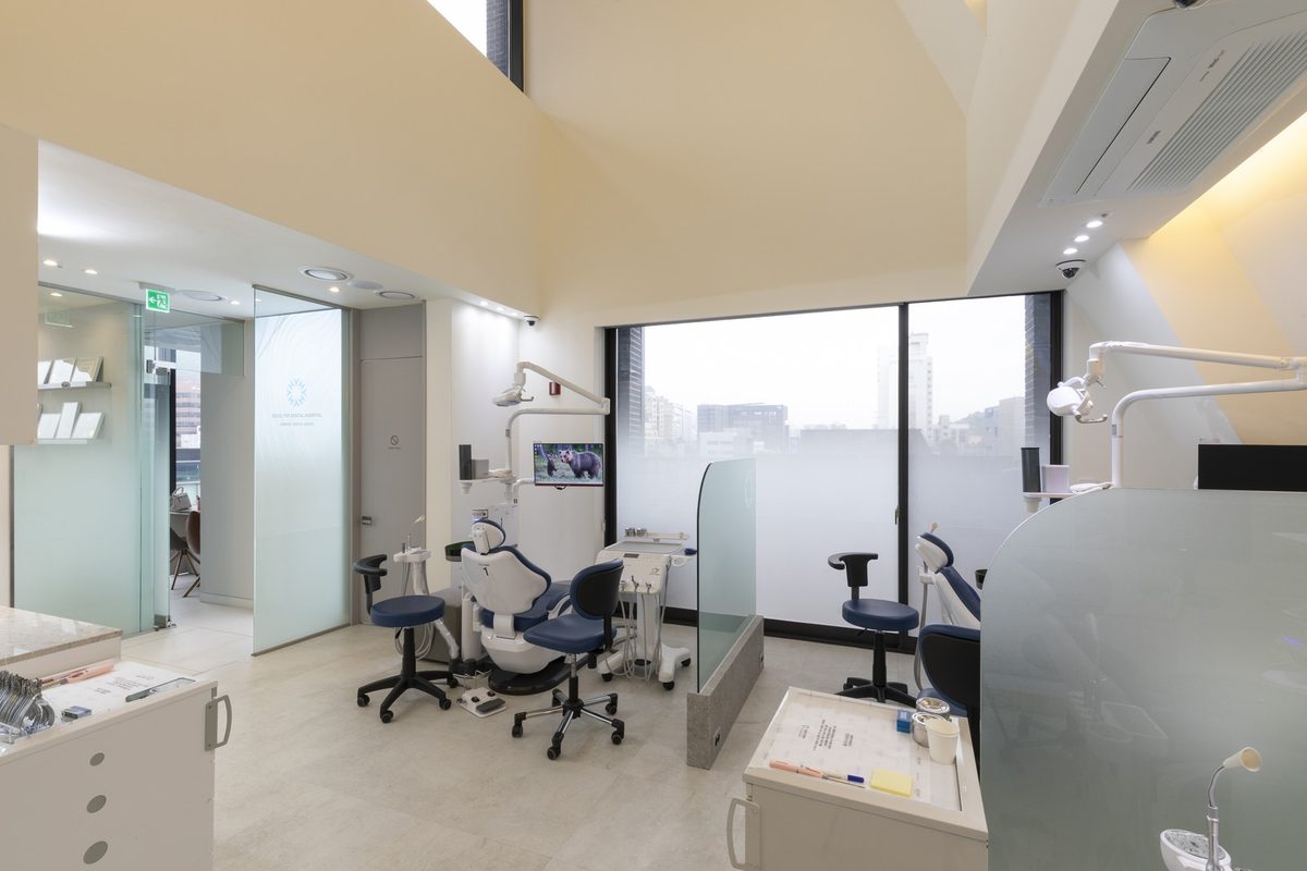 Seoul Top Dental Hospital