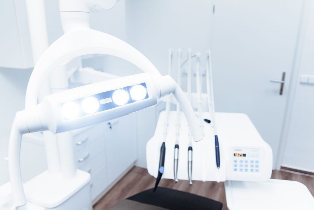 Dental clinic light and instruments